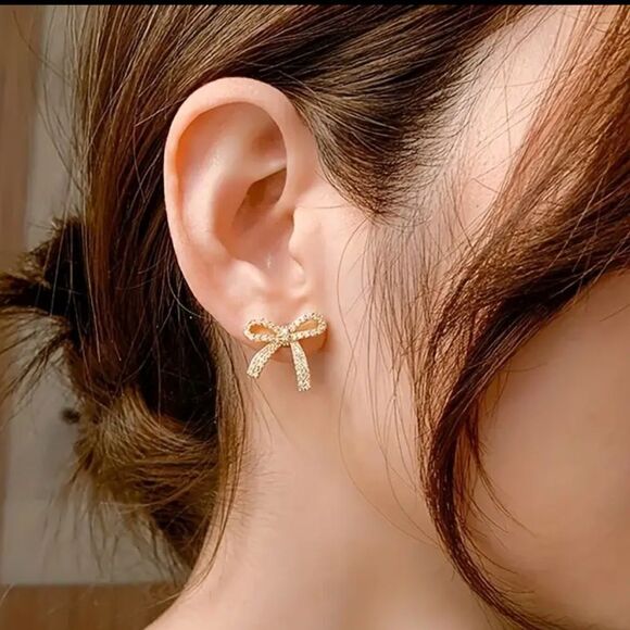 New 925 Silver Gold Exquisite  Bowknot With Shiny Zircon Decor Stud Earrings - Picture 2 of 6